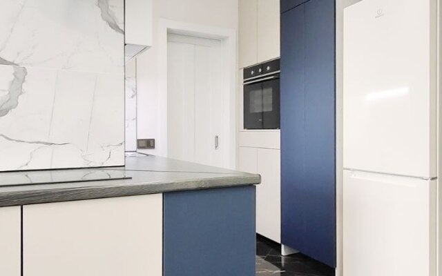Renta27 na beregu Amura vblizi TC Brosko Moll Flat
