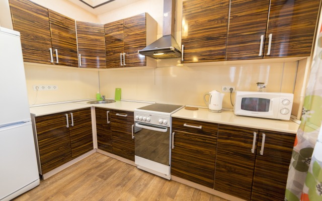 Na Prospekte Lenina 112/306 Apartments