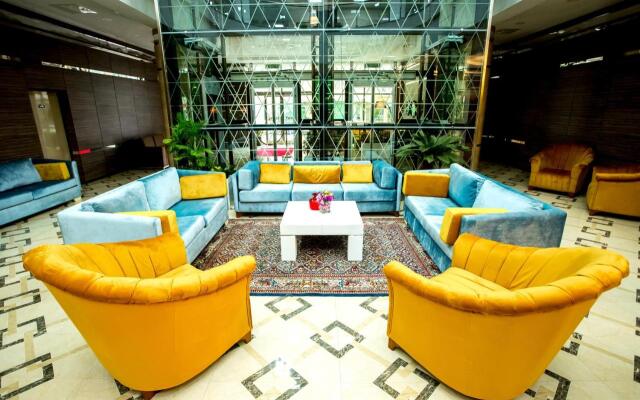 West Shine Hotel