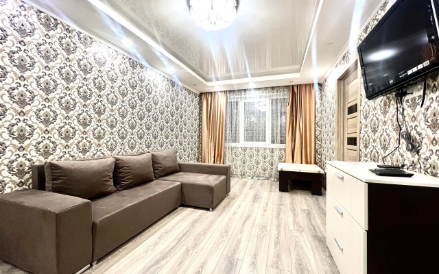 Апартаменты 51 для Большой Компании Полярный Комфорт на Кирова, 17