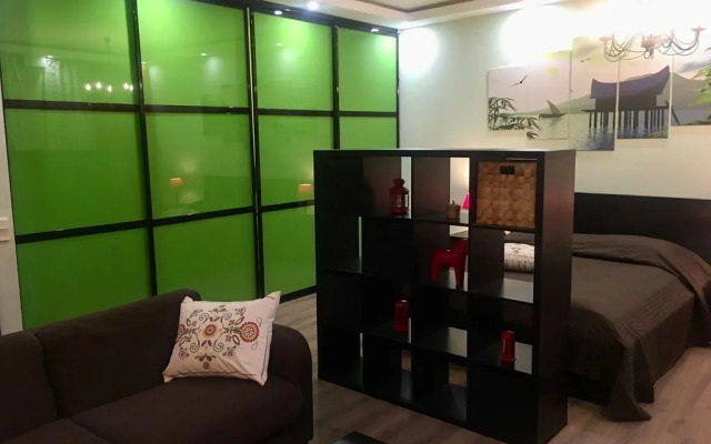 Na Ulitse Naberezhnaya Reki Moyki 56 Flat