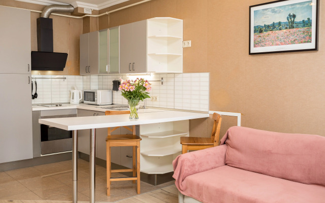 Studiya Per B Khmelnitskogo Flat