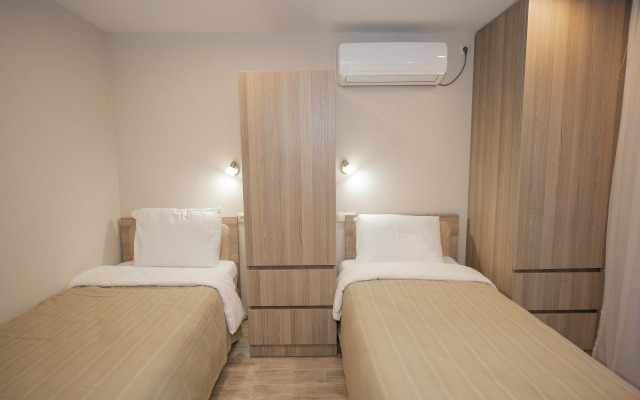 Sunset Hostel by ELT