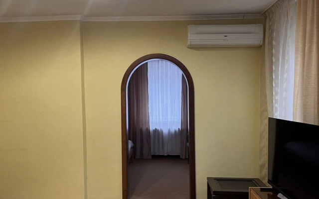 Na Grecheskoy 54B Private house
