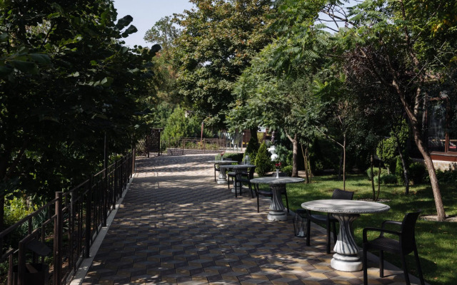 Отель Берег Солнца