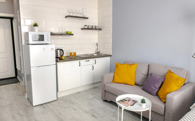 TopHouse на Брянской 18 студия