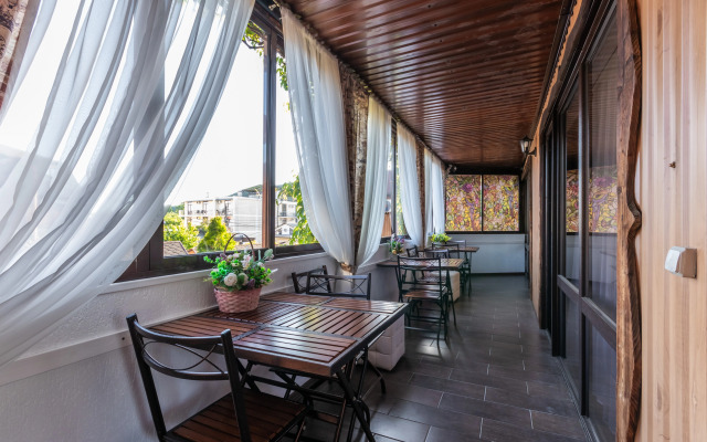 Villa Lychiya 2 Guest House