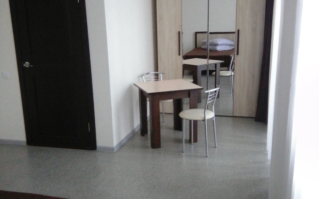 Yo-Moyo Hotel