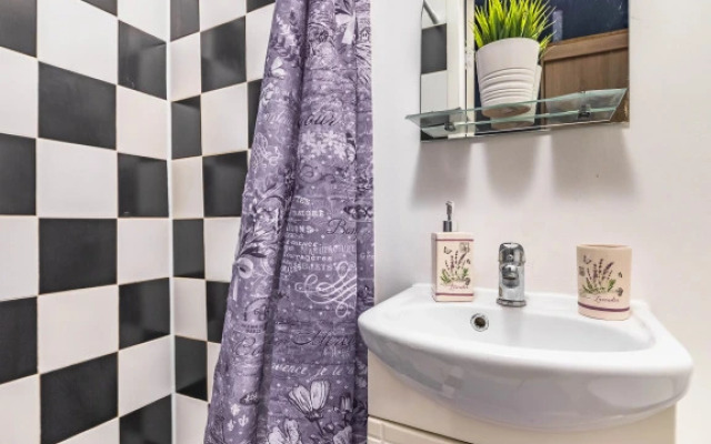 Квартира Двухместная студия возле Александро-Невской лавры (Х4)