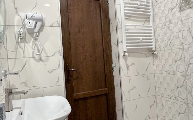 Royal Galaxy Guest House