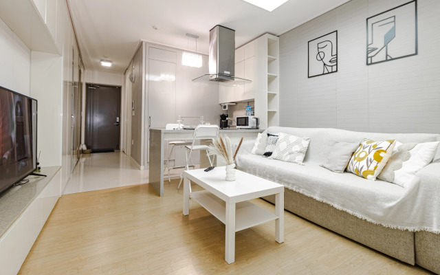 Highvill Modern View Flat