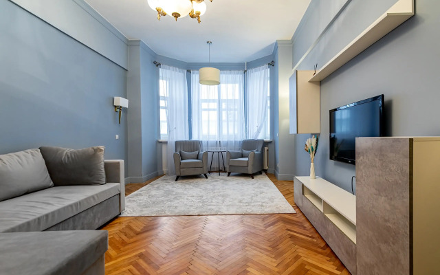 Trekhkomnatnaya Flat