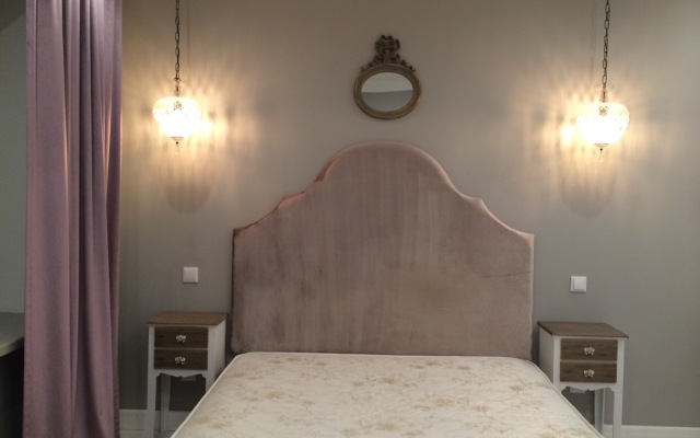 Апартаменты Новаторская Улица 4/22