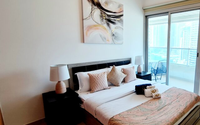 Splendid 1BR Apt with Marina View & Close to Metro in Dubai, United Arab Emirates from 282$, photos, reviews - zenhotels.com