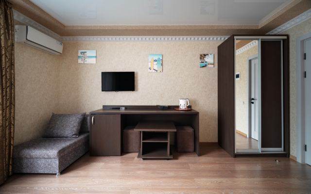 Loza Hotel