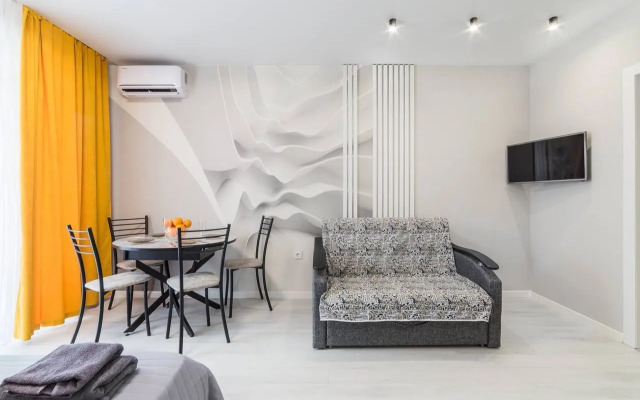Na Ulitse Adelya Kutuya 110E Flat
