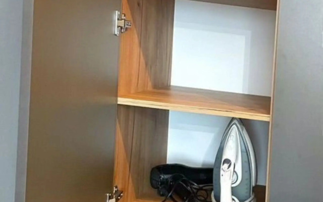 Odnokomnatnaya Na Narodnoy 13v Flat