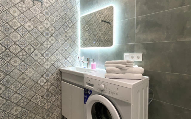 Апартаменты-студия 30 кв.м. с кроватью и балконом, с 3 по 6 этаж