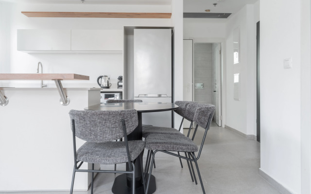 Blueground at Lev Hair ID38 Apartments