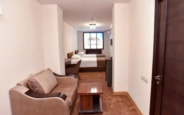 Good Yerevan Hotel