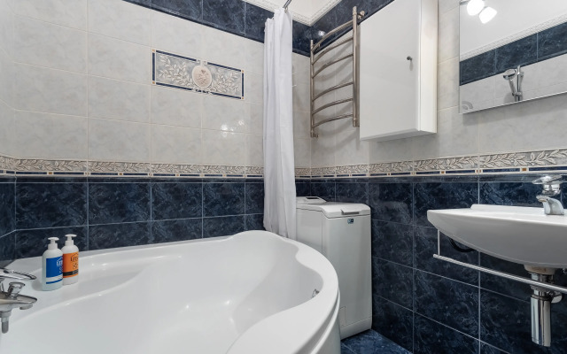 Apartments Uluchshennye S Balkonom I Vidom Na Gorod