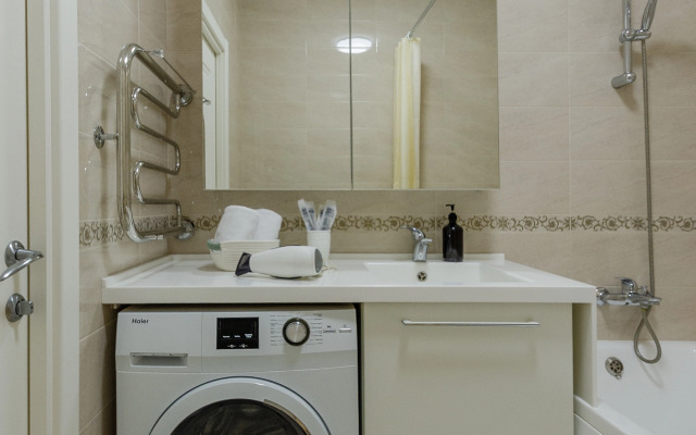 2 Komnatnaya Na Tsentralnoy Naberezhnoy Zaliva Apartment