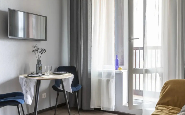 Апартаменты Студия с Балконом Moderna Flat у Аэропорта