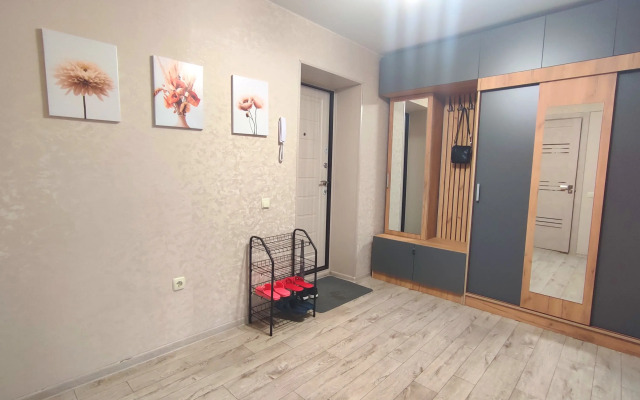 Apartamenty Tsentr goroda, Internatsional'naya, 69A,K2,et.4.