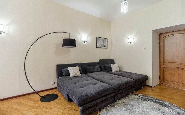 Апартаменты Видовые у Казанского собора 2 спальни 2 сан.узла 12 гостей