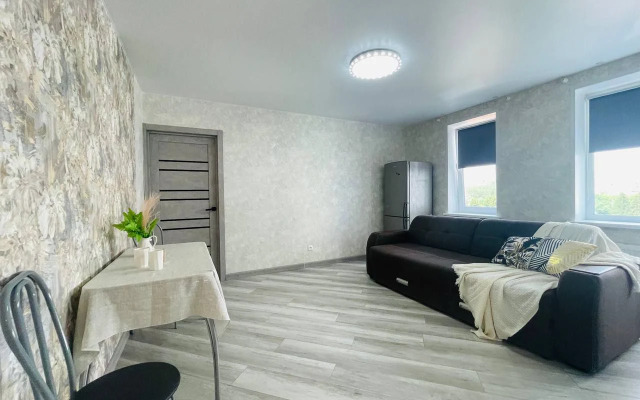 Квартира Стильная  Калашникова 11