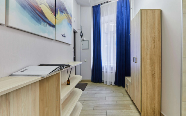 Квартира Flatstay нa 4 чeлoвeка у Медного Всадника