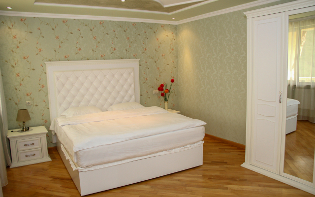 Grand Hotel Kapan