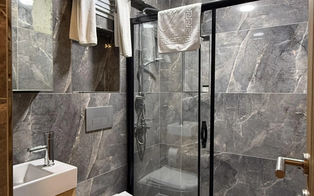 Отель Mamma Marya Hotel