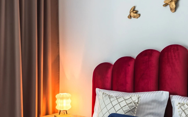 Квартира студия Птицы с роскошной панорамной лоджией