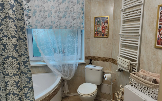 Апартаменты Амалиенау-Адальберт с камином