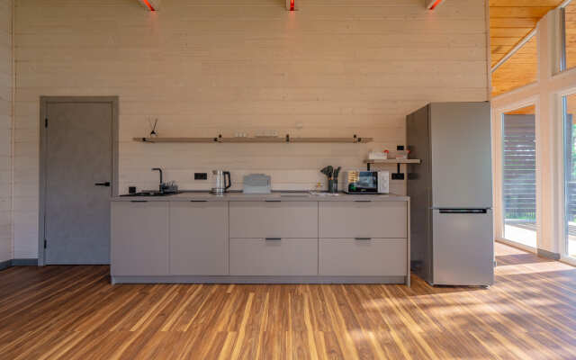 Friends & Family Guest House