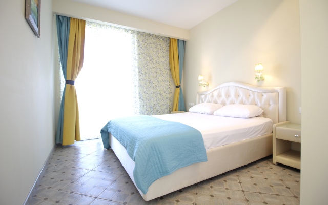 Apartments Alfa Chernomorskaya 17