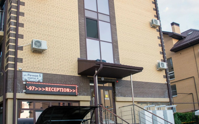 Eva Mini-Hotel