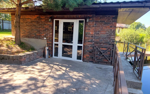 Частный дом Cottage Kld на Берегу Озера с Шикарной Беседкой на Воде — фото 5