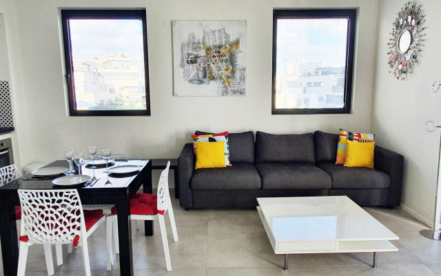 Beach Side TL53 Apartments