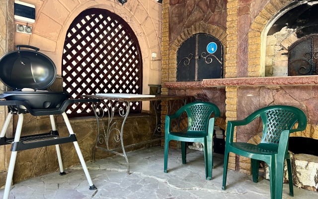 Na Komsomolskoy Guest House