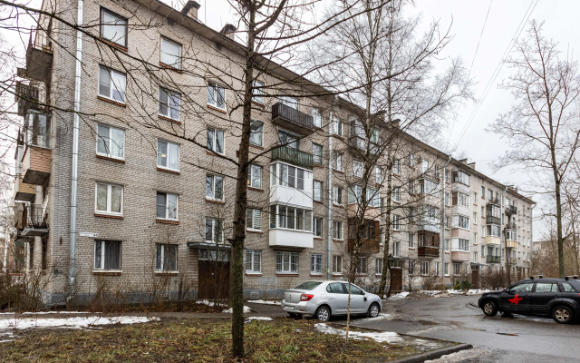 Sapfir v Pushkine Flat
