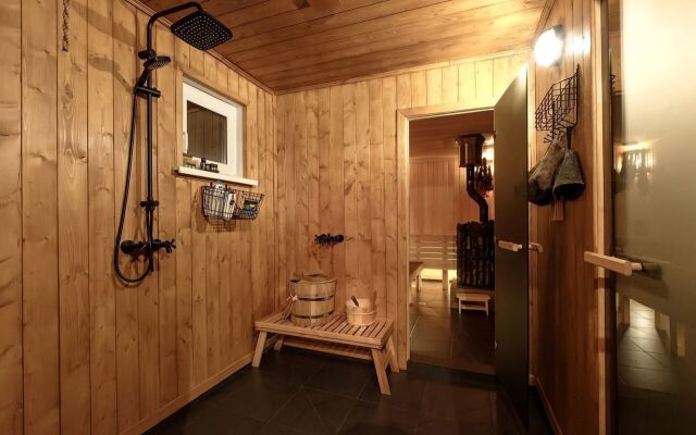S Baney Private House