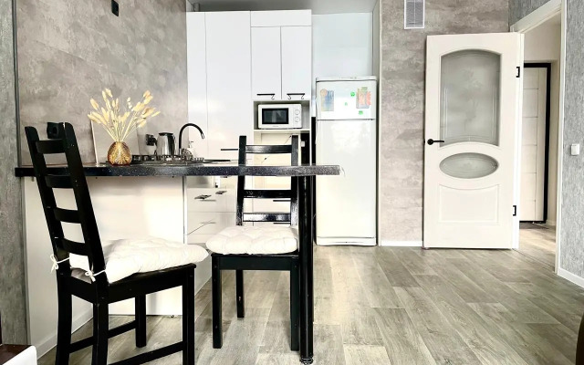 Aprel' na Knyazh'em pole Apartments
