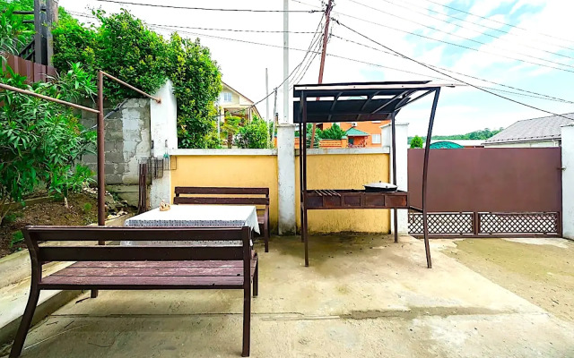 Rakhat Vardane Guest house