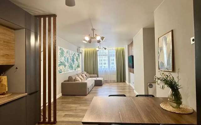 Sovremennaya U Trts Sitimoll Flat