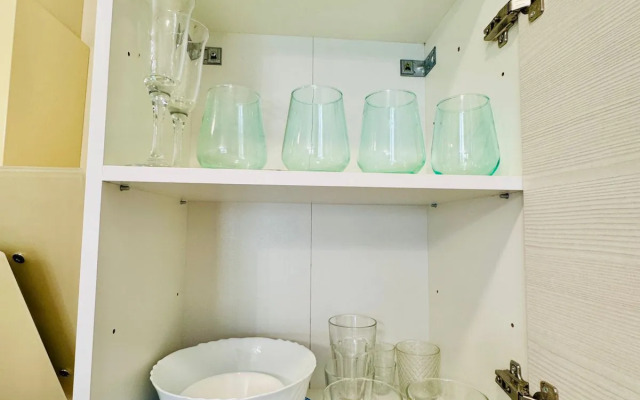 Uyutnaya v Kommunarke vblizi Metro Potapovo Flat