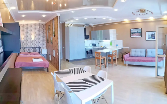 Studiya Per B Khmelnitskogo Flat