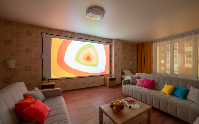 Апартаменты Радищева 33 Трехкомнатная Вторая