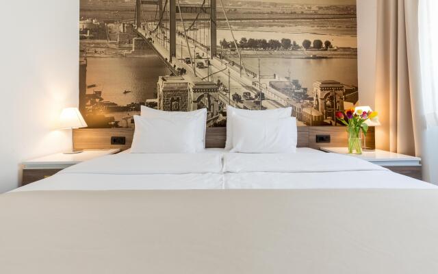 Hotel Royal Inn